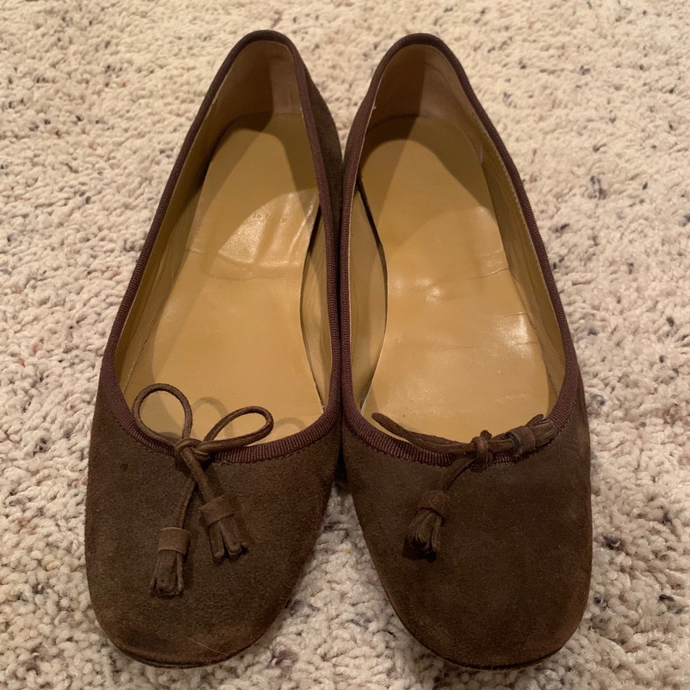Flats - Picture 2 of 3